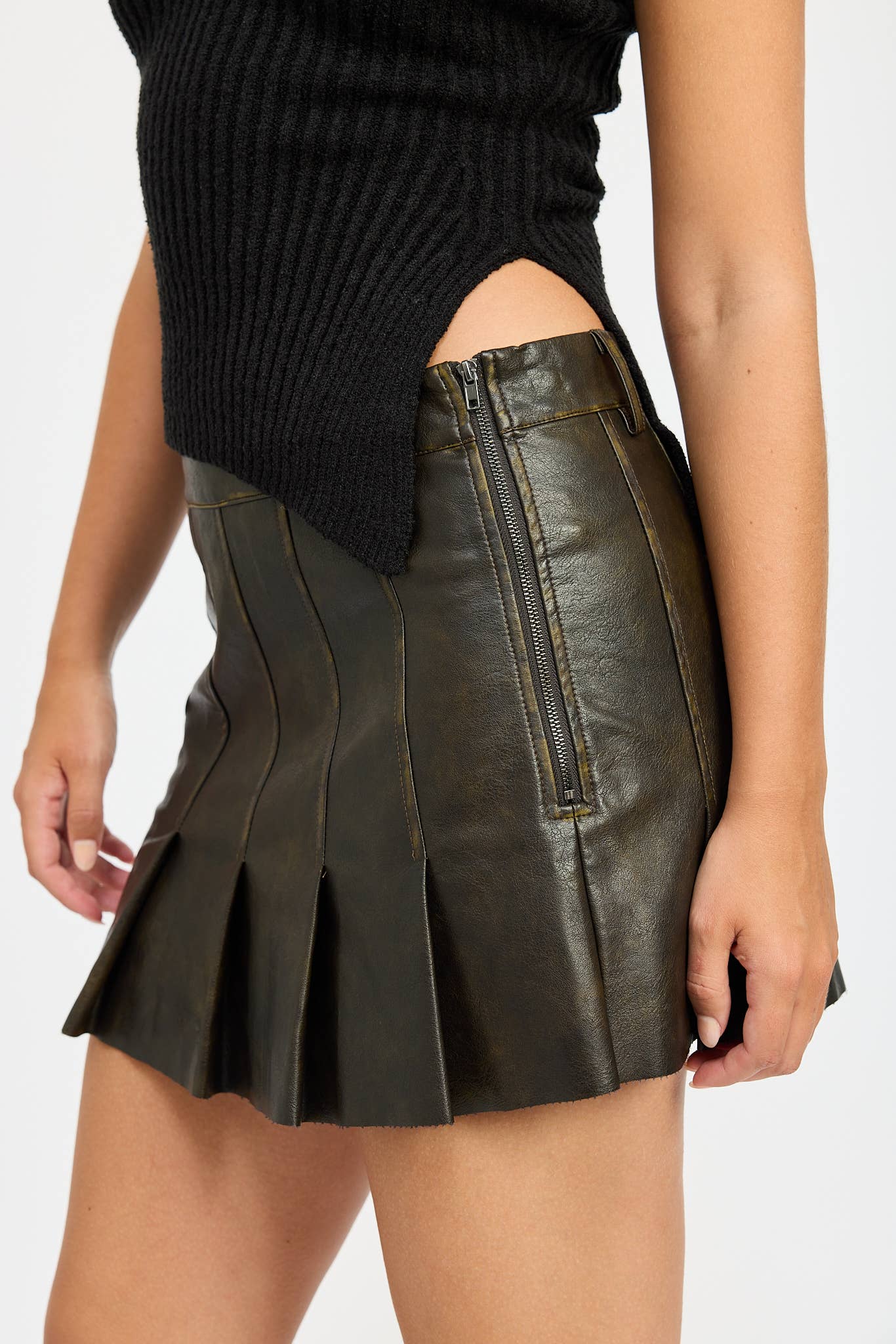 Lena Leather Pleated Skirt